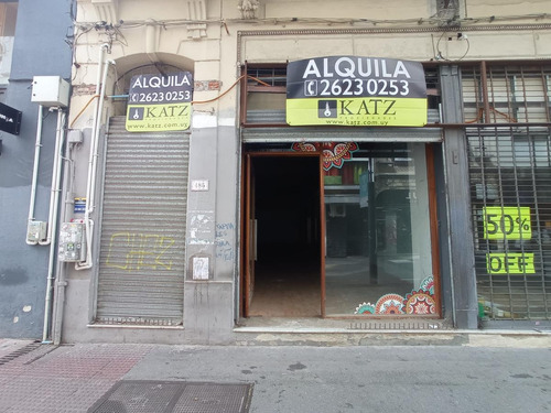 Imagen 1 de 5 de Peatonal Sarandí Y Treinta Y Tres