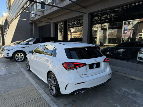 Mercedes-benz Clase A 2.0 A250 Amg-line 211cv 224 Hp