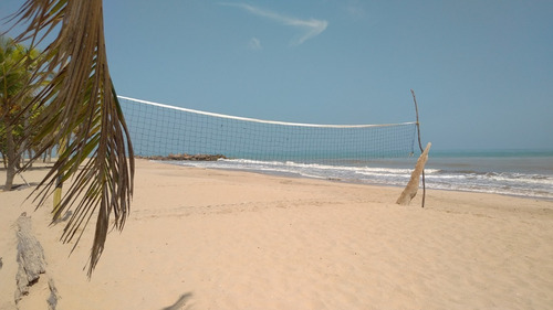 Imagen 7 de 15 de Casa De Playa En Venta . Istmo Caribe. Conjunto Privado