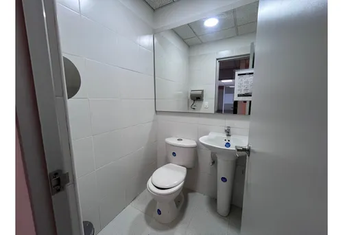 175m2 Local Arriendo En Envigado