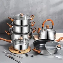 Comprar Jogo De Panelas 6 Peças Conjunto de panelas de cozinha com cabos de madeira e chaleira cor Prata Jonas Pereira