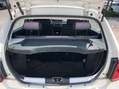 Imagen 10 de 15 de Vw Gol Sedan Trendline Tm5 1.6l 2017 Iva Credito Recibo Fina