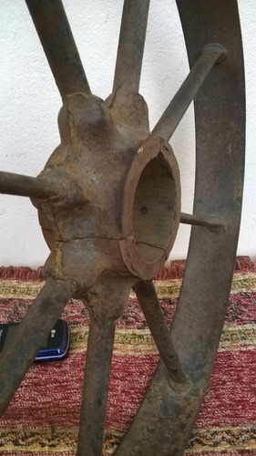 Antigua Rueda De Maquina Agricola 40 Cm Carretilla Zorra