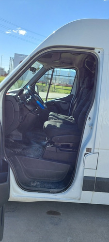 Imagen 5 de 6 de Renault Master 2018 2.3 L2h2 Aa