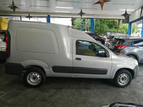 Fiat Fiorino Fiorino Furgão Work. Hard 1.4 Flex 8v 2p Flex