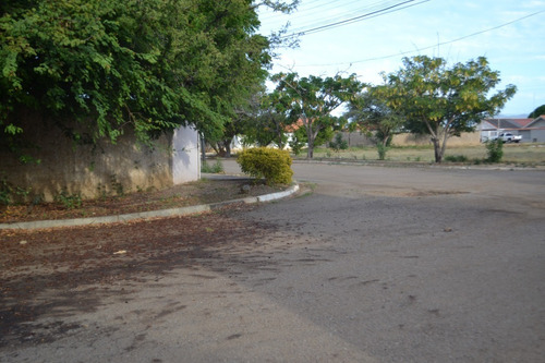 Imagen 9 de 10 de Casa En Urb. La Paz, Coro, Estado Falcón. #22-13644. 0412 1064720
