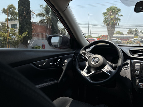 Nissan X-Trail 2.5 Advance 3 Row Cvt