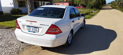 Imagen 10 de 12 de Mercedes Benz C200 Kompressor, Permuto