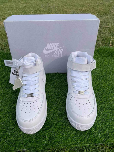 Tenis Nike Air Force Bota 1 '07 Mid Premium Blanco Talla26.5