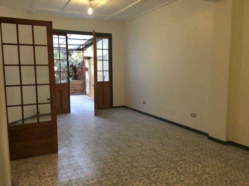 Hermosa Casa Restaurada En Barrio Patrimonial.