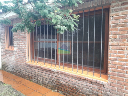 Imagen 25 de 30 de Casa De 4 Dormitorios Y 1/2 En La Paloma Rocha