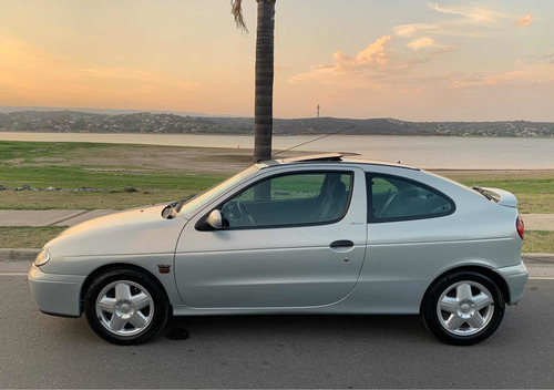 Renault Megane 1.6 16v