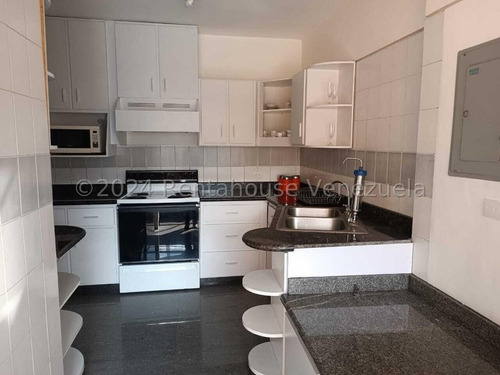 Apartamento En Venta En Santa Fe Norte Piscina Areas Sociales Seguridad Apartamentos Caracas Angela Tochon