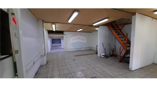 Imagen 5 de 12 de Se Vende Propiedad Comercial En Calle Portugal