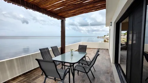 Casa En Venta Merida, Playa Chabihau De 1 Planta Frente Al Mar, Entrega Inmediata.