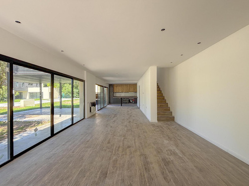 Condo Funes - Catamarca 1140