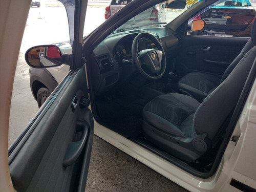 Imagem 8 de 10 de Fiat Strada 2016 1.4 Working Flex 2p
