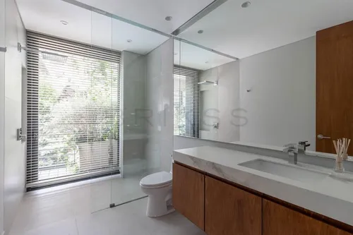 Apartamento En Venta En Los Rosales. Cod V5570