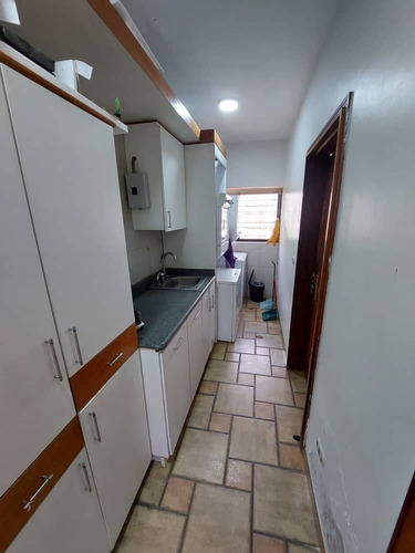 Imagen 11 de 26 de Fernando Guerrero Vende Penthouse En Res. Lexcellent