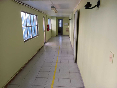 Vendo Propiedad Industrial (84483)