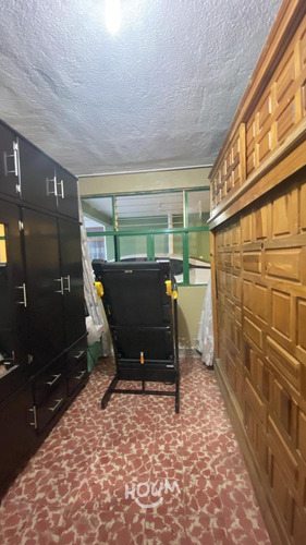 Casa En Gertrudis Sánchez Ii Sección, Gustavo A. Madero Con 6 Recámaras, 149 M², Id: 142499