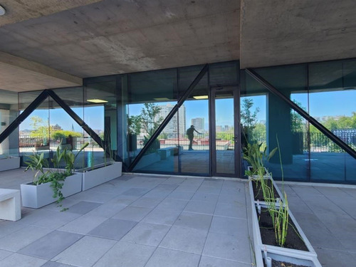 Amplia Y Moderna Of De 85 Mt2 En Arriendo En Providencia