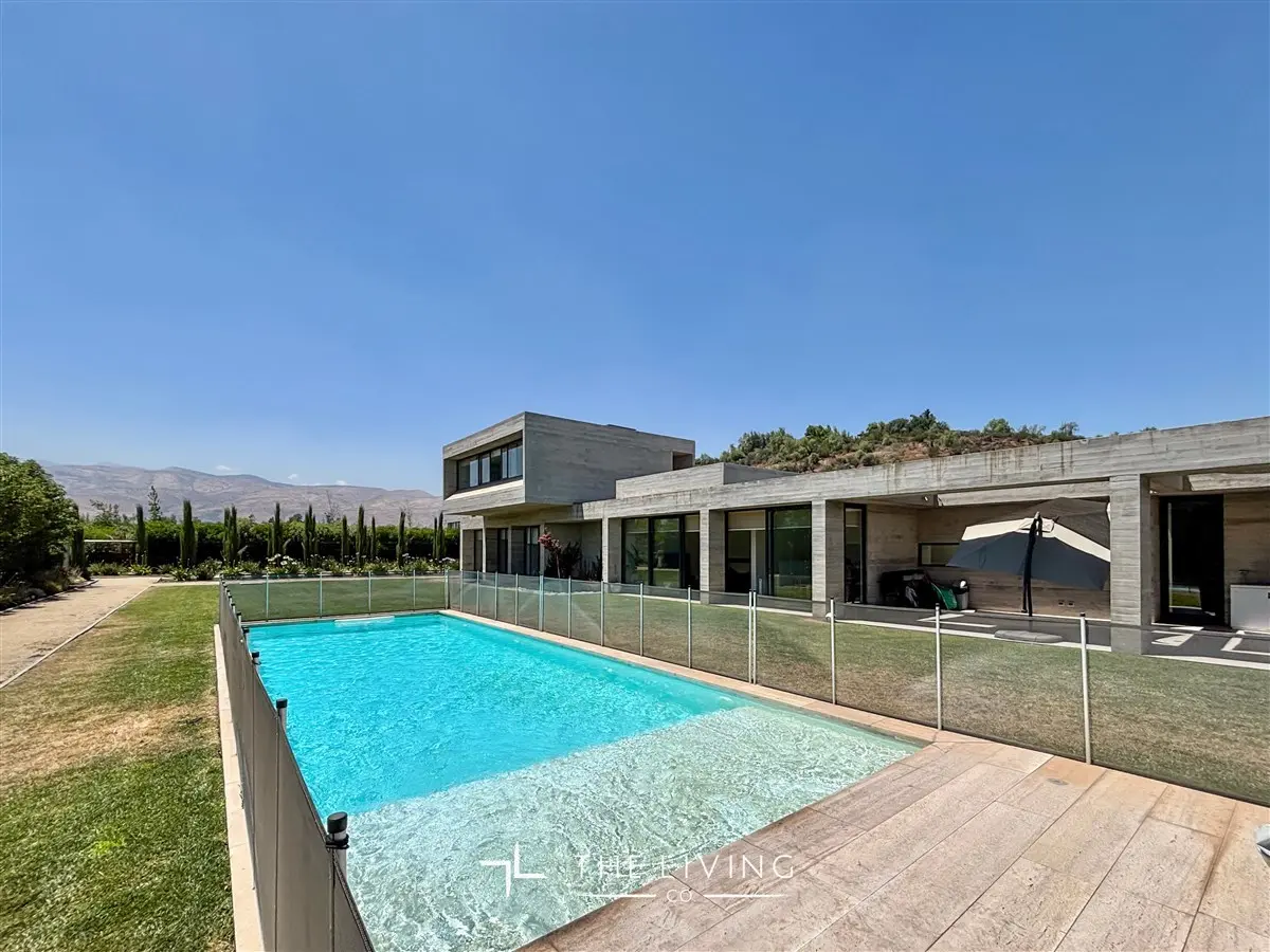 Imagen 1 de 29 de Casa En Venta De 4 Dormitorios En Chicureo Cod 5738