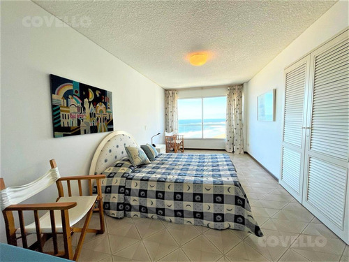 Imagen 13 de 30 de Excelente Unidad De 4 Dormitorios En Suite, Primera Fila Al Mar En Playa Brava - Punta Del Este