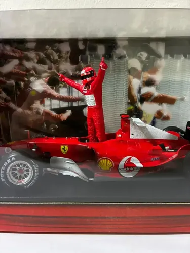 Hot Wheels Ferrari F2004 Michael Schumacher 1:18 - Limitado
