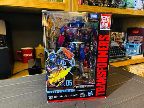 Transformers Studio Series Optimus Prime 05 Voyager Class