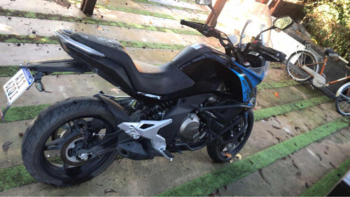 Imagen 2 de 6 de Cf Moto Mt650 Como Nueva