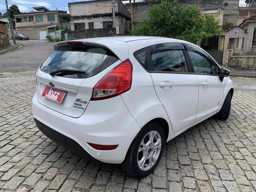 Ford Fiesta 1.0 ECOBOOST SEL HATCH 12V GASOLINA 4P POWERSHIFT