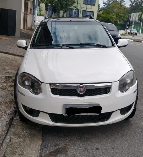 Imagem 4 de 12 de Fiat Palio Weekend 2013 1.6 16v Trekking Flex 5p