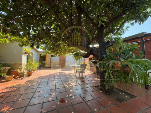 Ecv-1625 Zona Oeste Casa Urbanización San Rafael