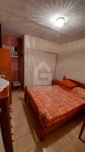 Imagen 8 de 11 de Global Vende Penthouse En Res. Las Quintas - Naguanagua (glph-037)