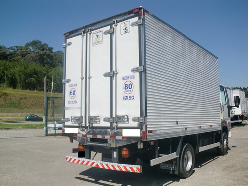 Imagem 3 de 15 de Ford Cargo 1119 4x2 Com Baú Refrigerado 2019