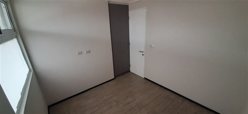 Departamento En Venta De 2 Dorm. En Valparaíso