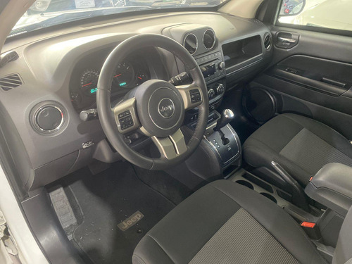 Jeep Compass Compass 2.0 Sport (Aut) (Flex)