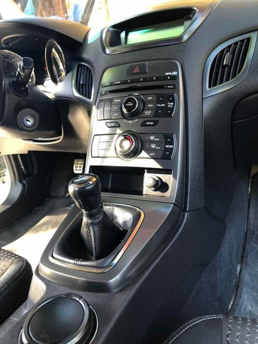 Hyundai Genesis 2.0 Coupe T 210cv Mt 2011