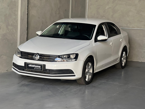 Volkswagen Jetta 2.0 Comfortline Flex Aut 4p