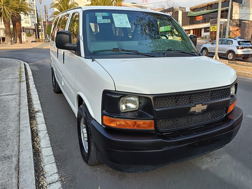 Chevrolet Express 6.0ls D 12 Pas At