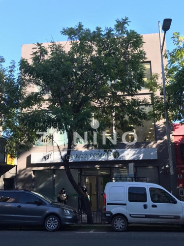 Imagen 2 de 4 de Excelente Local En Alquile En Av. Perón