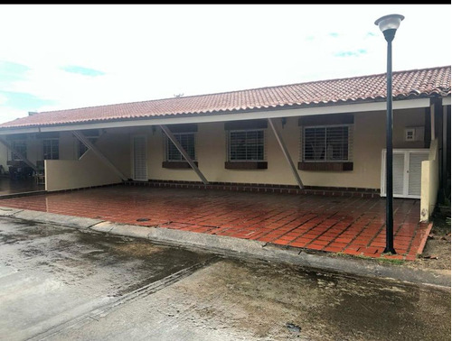 Casa En La Urb Terrazas Del Norte Ve02-1693st-icar