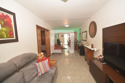 Imagem 3 de 15 de Casa À Venda - Irajá, 3 Quartos, 270 M² - S893660197