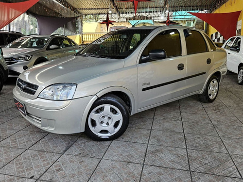 Chevrolet Corsa Sedan 1.0 MPFI MAXX SEDAN 8V