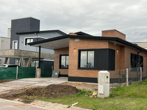 Casa En Venta Country The Point