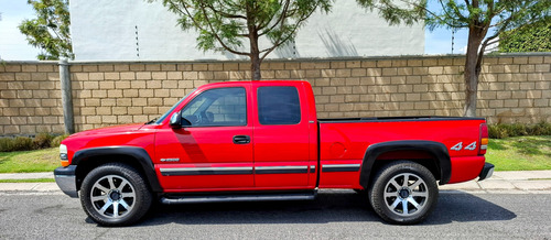 Chevrolet Cheyenne Cheyenne Cab y Media 4x4