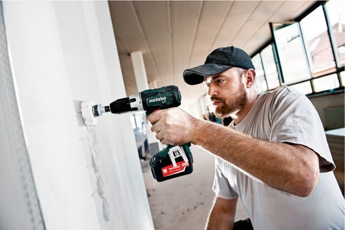 Imagen 2 de 5 de Taladro/atornillador 13mm A Bateria 18v Metabo Verde Oscuro