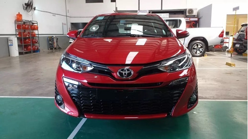 Imagen 3 de 15 de Toyota Yaris 1.5 107cvt Xls Pack 5 P -junio 2023-
