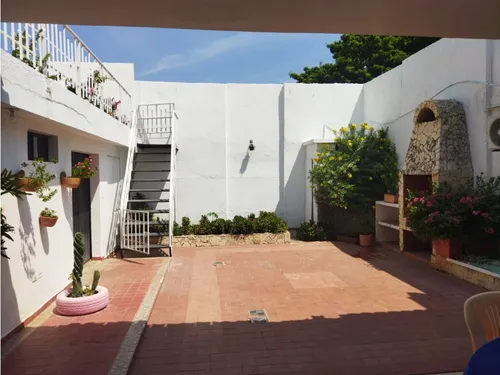Vendo Casa Para Inversionistas Con Coworking Y 2 Aptos.